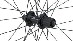 Rueda DT Swiss 535 + Shimano Deore T610 26" 13 Rueda DT Swiss 535 + Shimano Deore T610 26" -Schwalbe Ventas 292087