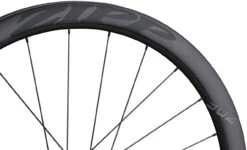 ZIPP Rueda 302 Disc Center Lock Carbon Clincher -Schwalbe Ventas 339901
