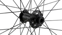 ZIPP Juego De Ruedas 3ZERO MOTO ZM2 Carbon Disc 6 Agujeros Boost 27,5" -Schwalbe Ventas 384510