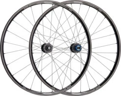 Tune Juego De Ruedas TSR22 Disc Center Lock 28"